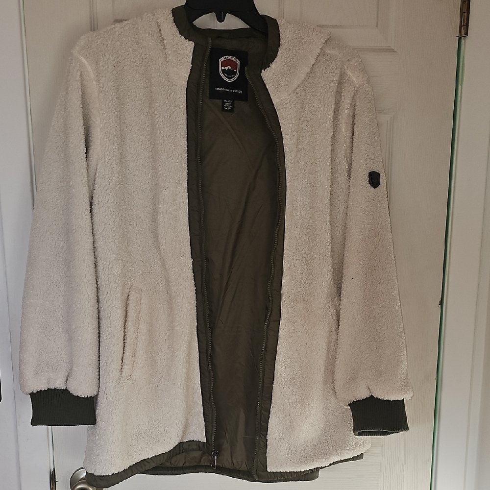 Women's Light Cream Jacket